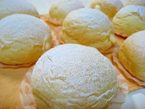 冷やして美味しい ふわふわ 天使のクリームパン